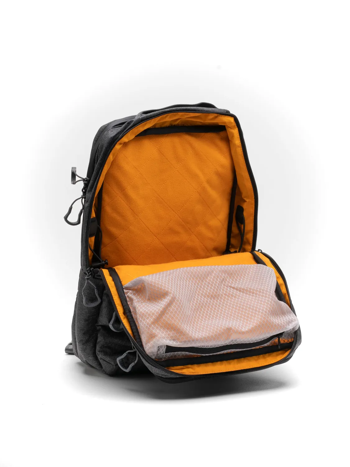 Spyderco Vanquest Addax-18 Rucksack 18L Schwarz