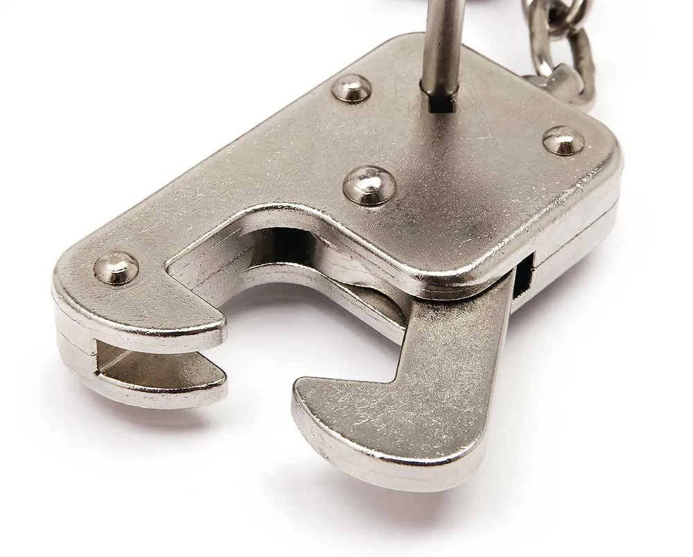Clejuso Nr. 17 Handfessel mit Anker Stahl